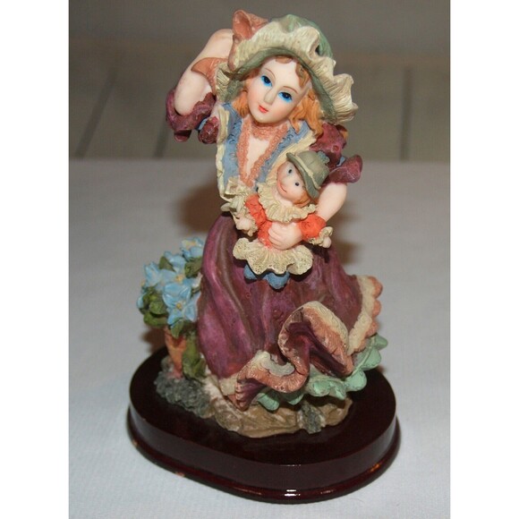 Lot Of 4 Victorian Style girls with dolls heavy 6" Hand Painted Figurines - Picture 2 of 8